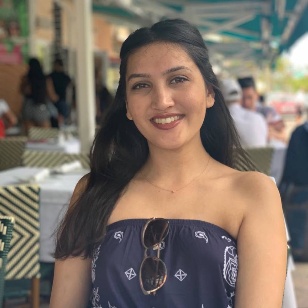 Meet your Posher, Reesha